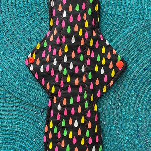 12 Inches - Long Overnight Pad - Summer Rain