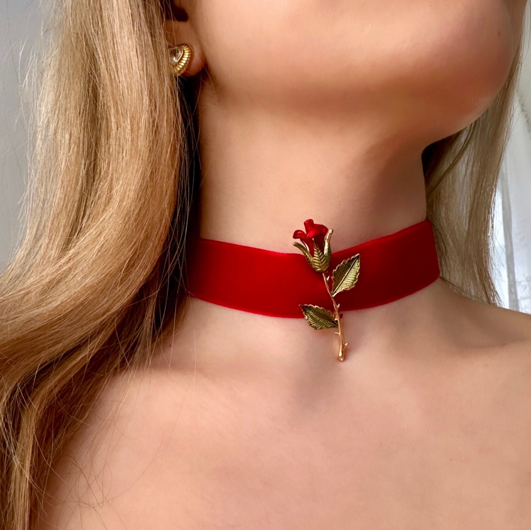 Wiwpar Vintage Punk Red Velvet Choker Necklace With Bow & Metal Charm - Gothic Collar For Women - View #9