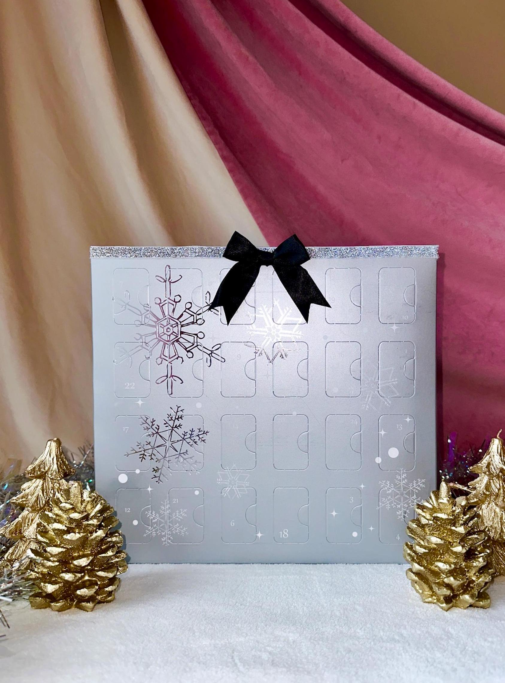 ZJTAPE Calendrier De L'Avent Bijoux Femmes 2025 - Calendrier De Noël Filles, 24 Surprises Bracelet Collier Bague Boucles D'oreilles, Calendrier à Rebours, Cadeau De Noël Pour Femmes Adolescentes