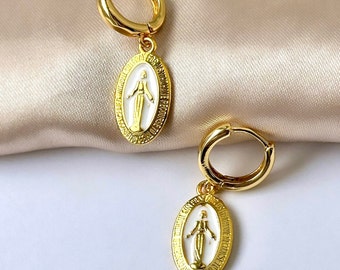 Aros de Nuestra Señora de Guadalupe, Aros de la Virgen María, Aros de Pascua, Aros de la Virgen María de Oro, Joyas de la Virgen María