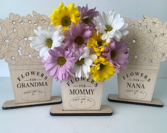 Wooden Flower Stand | Mother's Day Gift | Flowers for Mom | Flowers for Grandma | Personalized Mother's Day Gift | Wooden Flower Stand