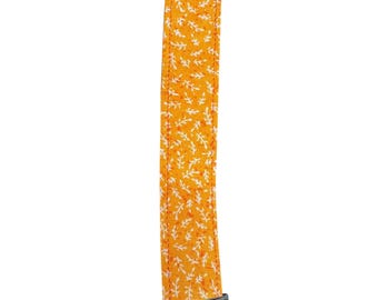 Llavero de pulsera naranja
