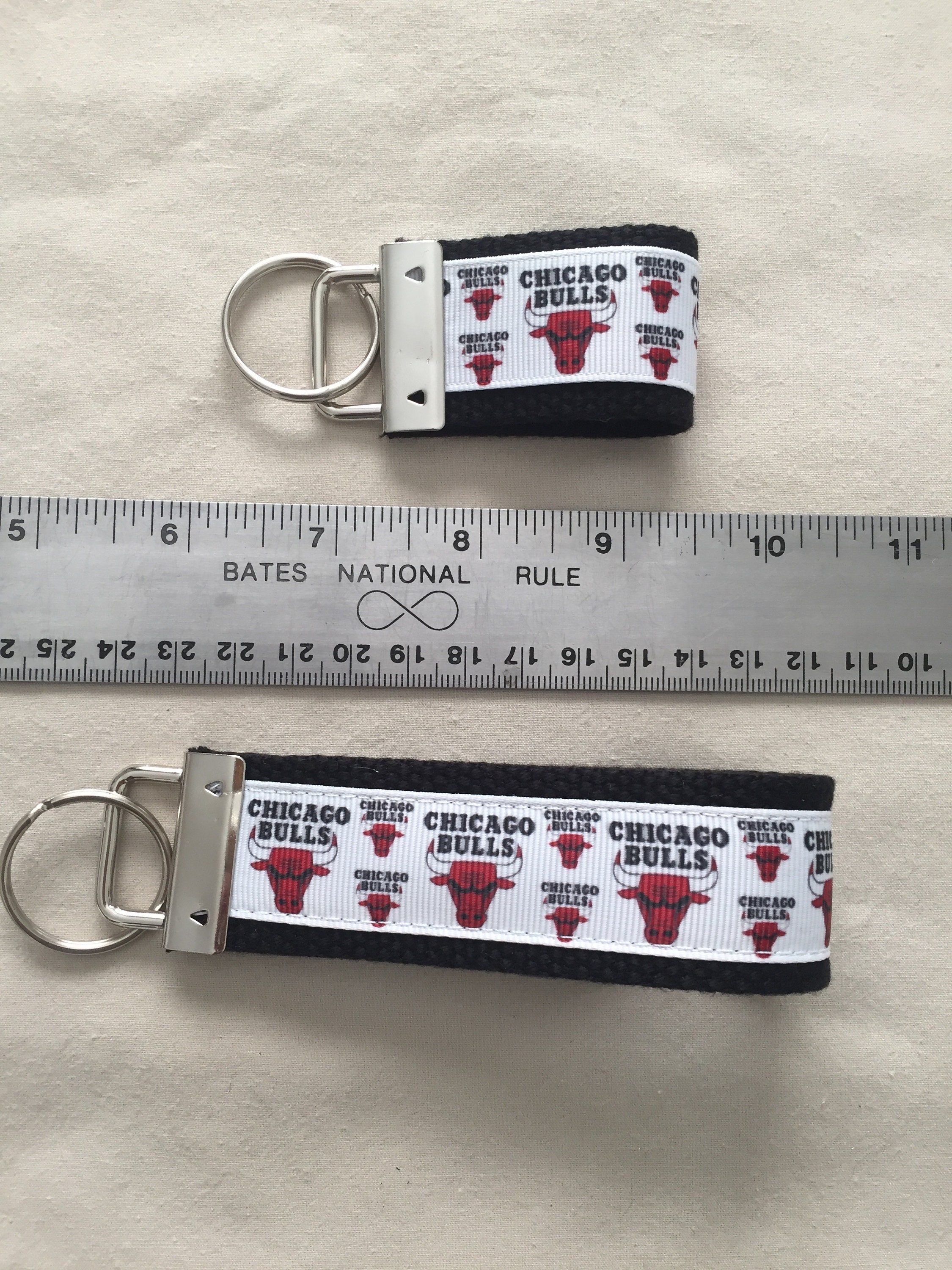 University of Louisville Car Keys ID Holder Lanyard Keychain Detachable  Breakaway Snap Buckle (Red)