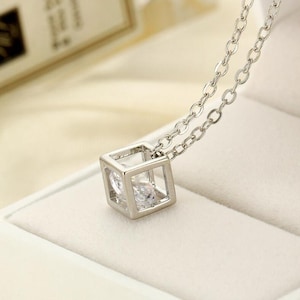 Sterling Silber Würfel Strass Halskette, Geometrische Halskette, Silber Quadrat Strass Halskette, einfacher Schmuck, zierliche Halskette, Gold Würfel