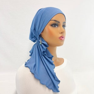 Voorgeknoopte chemo hoofddoek ~ kanker vrouwen sjaals ~ chemo hoeden ~ petten ~ tulbanden ~ chemo cadeaus ~ Boho blauwe denim geborsteld gebreide sjaal #2099