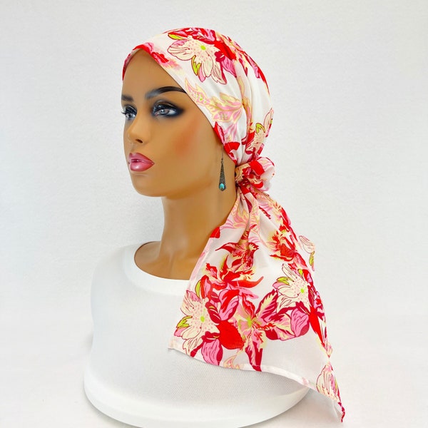 Foulard de tête de chimio pré-noué ~ foulard de cancer pour femmes ~ turban de chimio ~ ivoire pur / mousseline florale d’orchidée rouge ~ bascule réglable ~ porter long ou court # 2027