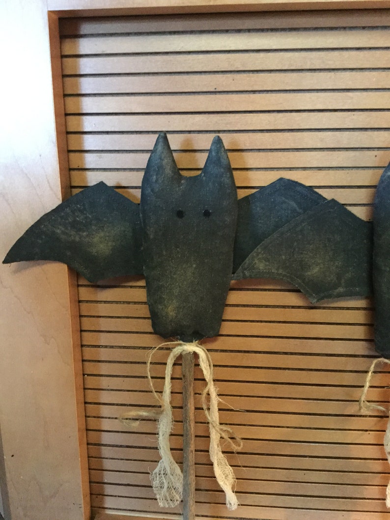 Set of 2 Primitive Bat Pokes/bat Picks/halloween Bats - Etsy
