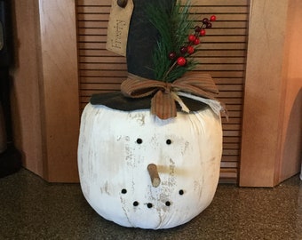 Primitive Snowman head/Christmas decor/primitive snowman