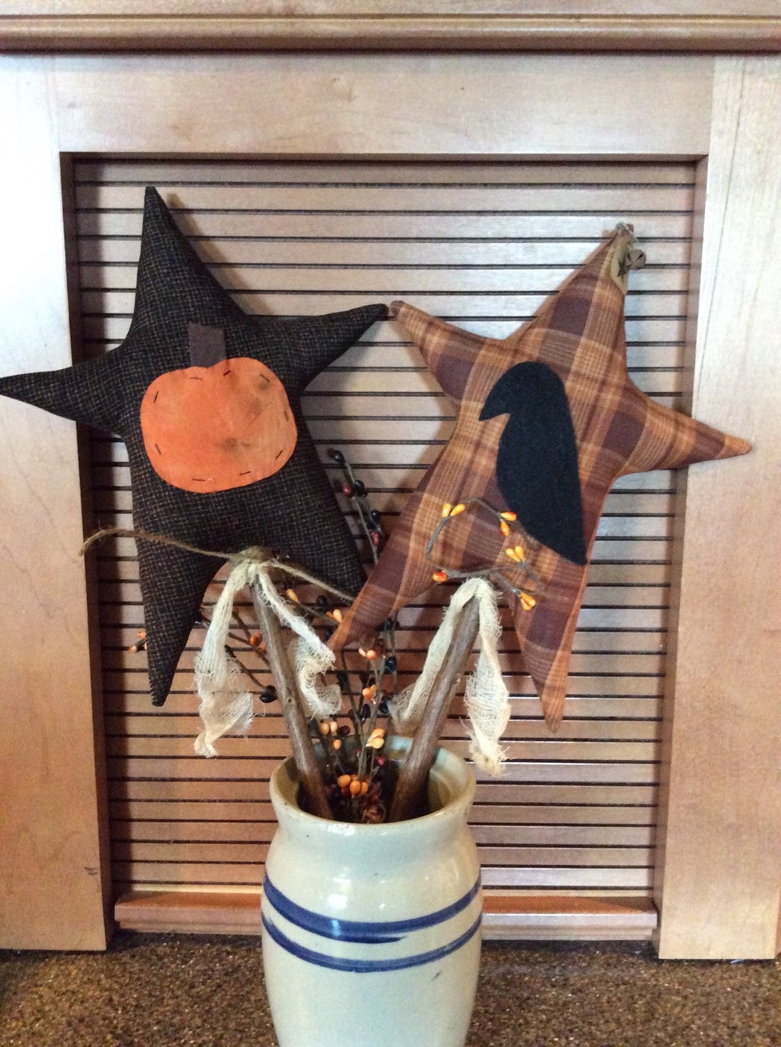 Set of 2!! Primitive pumpkin and crow star pokes/Folk Art