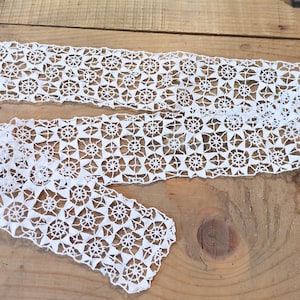 Bordure géométrique en dentelle faite main en coton blanc antique (A241)