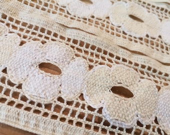 Entre-Deux / Ribete de encaje de inserción de algodón blanco roto/crema francés vintage A197