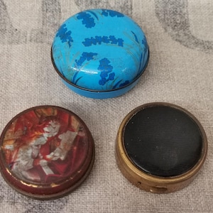 Lot of 3 Vintage Round Metal Pill Boxes (A540)