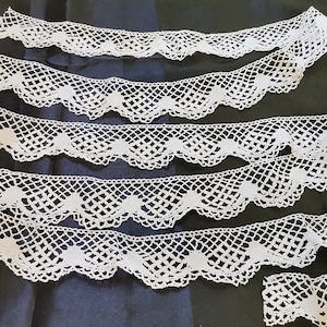 Bordure en dentelle de 2 1/4 po. en coton blanc antique fabriquée à la main (A343)