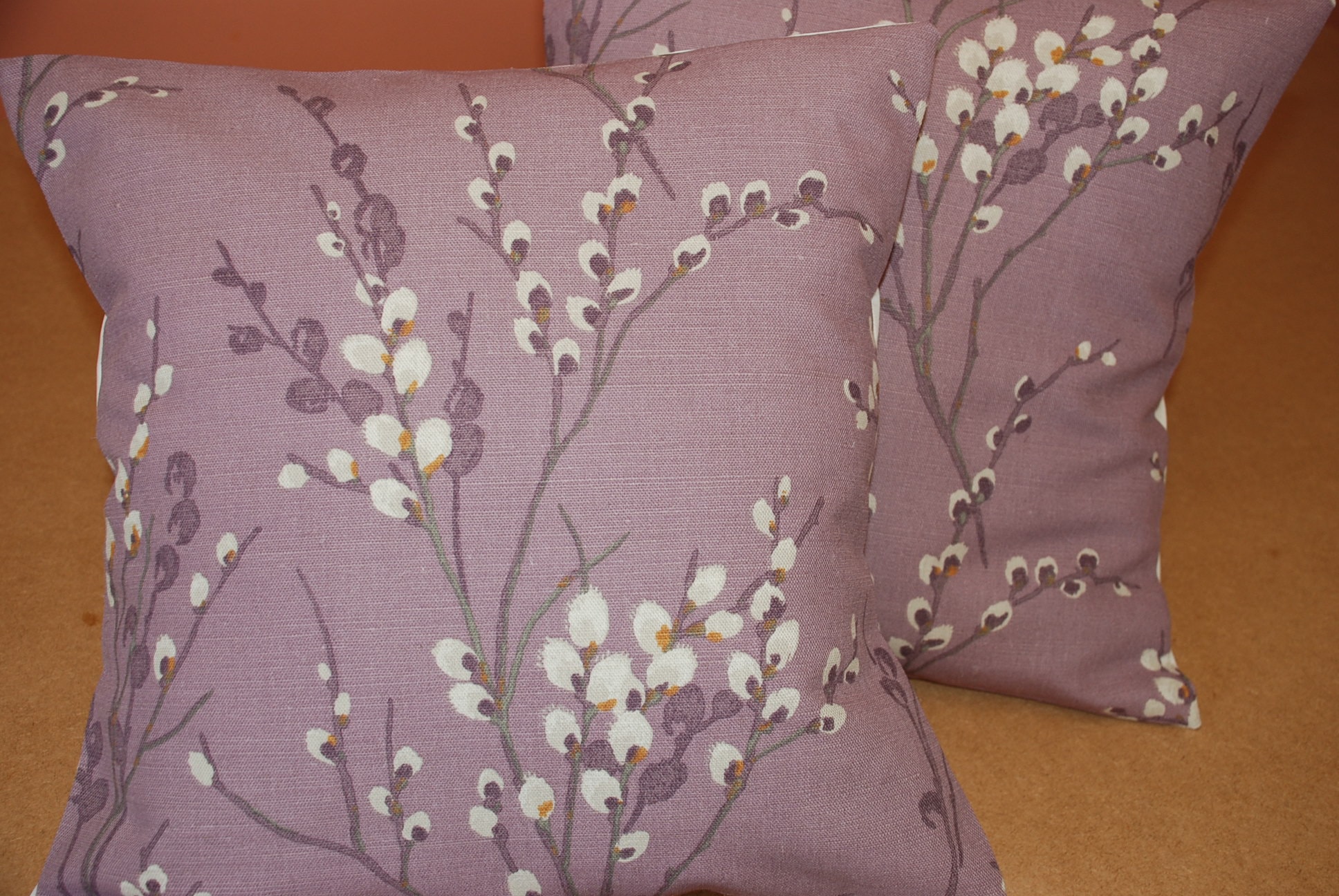 ローラアシュレイ　オーダークッションカバー ローラアシュレイのプッシーウィローグレープのハンドメイドクッション