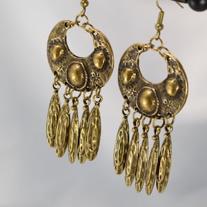 Pendientes llamativos estilo boho, pendientes colgantes tribales, joyería para festivales, estilo hippie, gitano, estilo étnico en forma de media luna, estilo boho occidental. imagen 5