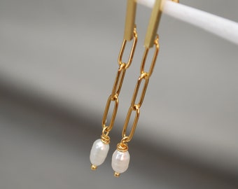 Link Chain Earrings, freshwater pearl earrings, gold stainless steel, wedding bride, 5.5cm - 2"