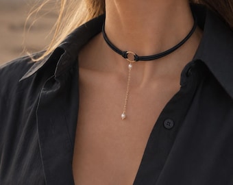 Brown Leather Pearl Choker Necklace – Freshwater Pearl Drop, Adjustable Stainless Steel, Gothic Boho Minimalist Jewelry Gift for Her 13"
