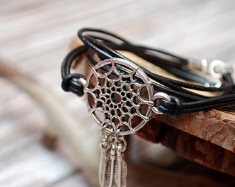Dream catcher leather bracelet, Native American and First Nations cultures, adjustable  bracelet