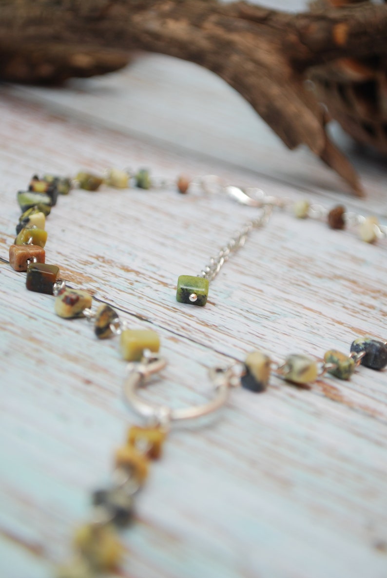 Delicate Gemstone Choker, Lariat necklace, serpentine stone irregular beaded choker, Summer Spring Outfit image 9
