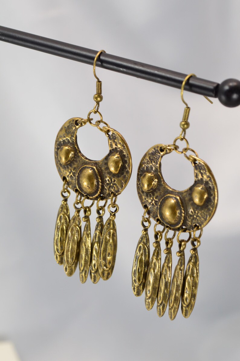 Pendientes llamativos estilo boho, pendientes colgantes tribales, joyería para festivales, estilo hippie, gitano, estilo étnico en forma de media luna, estilo boho occidental. imagen 5