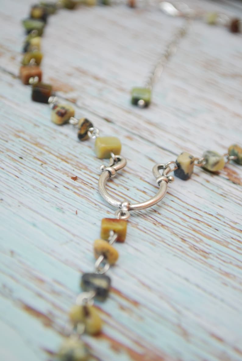Delicate Gemstone Choker, Lariat necklace, serpentine stone irregular beaded choker, Summer Spring Outfit image 7