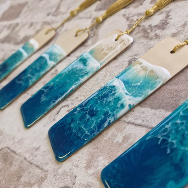 Book mark, resin art, resin waves, sea lovers gift, unique gift, resin bookmark, ocean, ocean lover, mother's day, birthday gift