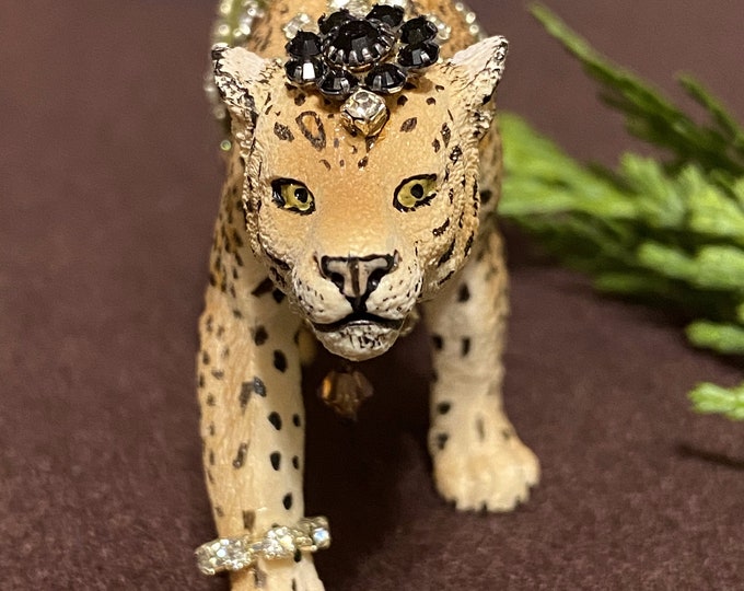 Animal, Crystallized Animals, Collectible animals, Crystal Critters, Sleich animals, Forest Critters, Animals