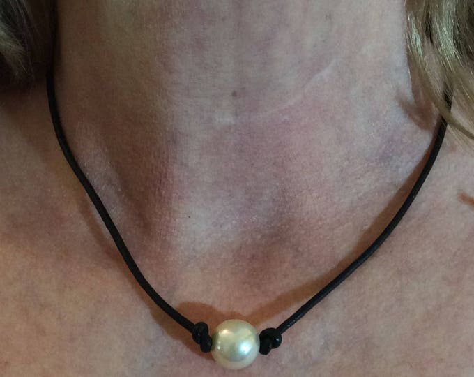 Necklace, Cultured Freshwater Pearl Necklace, Big Pearl necklace, Freshwater Pearls, minimalist