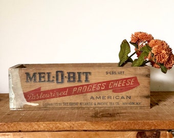 Vintage Wooden Cheesebox / Vintage Mel O Bit Cheese Crate / Small Wood Crate