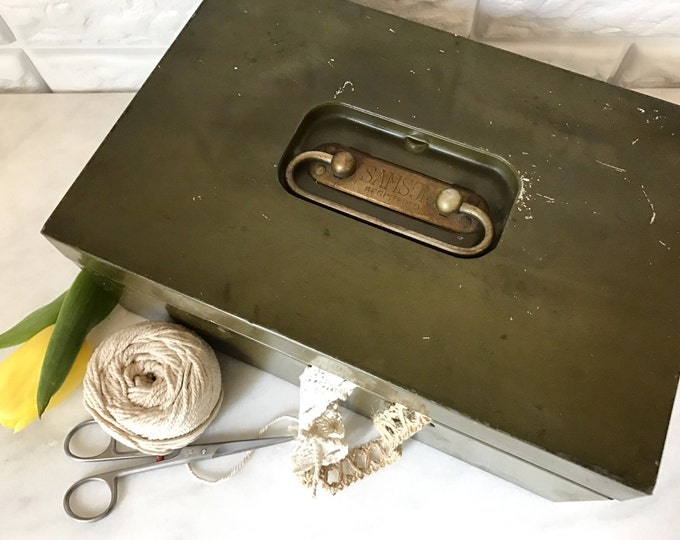 Vintage Metal Lock Box / Samson Green Metal Storage Box / Etsy