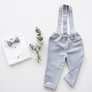 Traje de bautismo para niños, traje de bautismo para bebés, traje de portador de anillos, pantalones de babero pantalones de lino gris hielo con tirantes Listo para enviar imagen 1