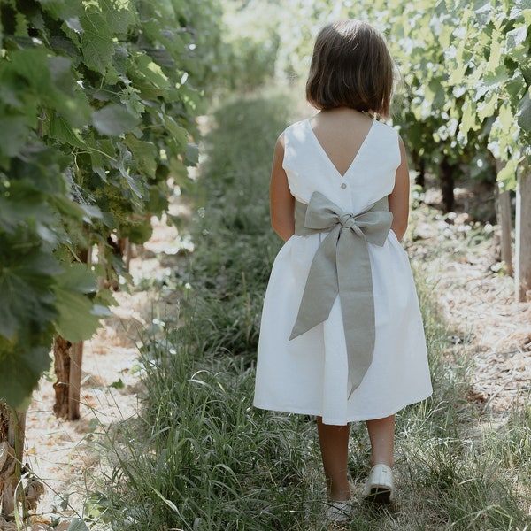 Mädchen Schleife, Leinen Schärpe, Kleiderschleife, Leinengürtel - Blumenmädchen Kleid, Kommunionskleid, Hochzeitsaccessoires, Taufkleid