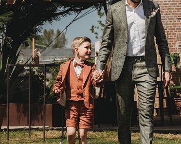 Déguisement enfant Chevalier Médiéval rouge et noir Déguisement enfant Chevalier Médiéval rouge et noir