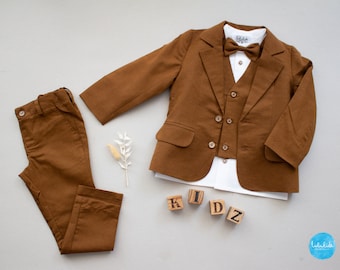 Costume porte-alliances garçon, costume de communion enfant - Tenue en lin 4 pièces : pantalon + chemise + veste + noeud papillon enfant