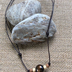 Adjustable Black Leather and Wood Choker - Trendy and Versatile Neclace for Casual Wear, Beach Outings and Birthday Gift