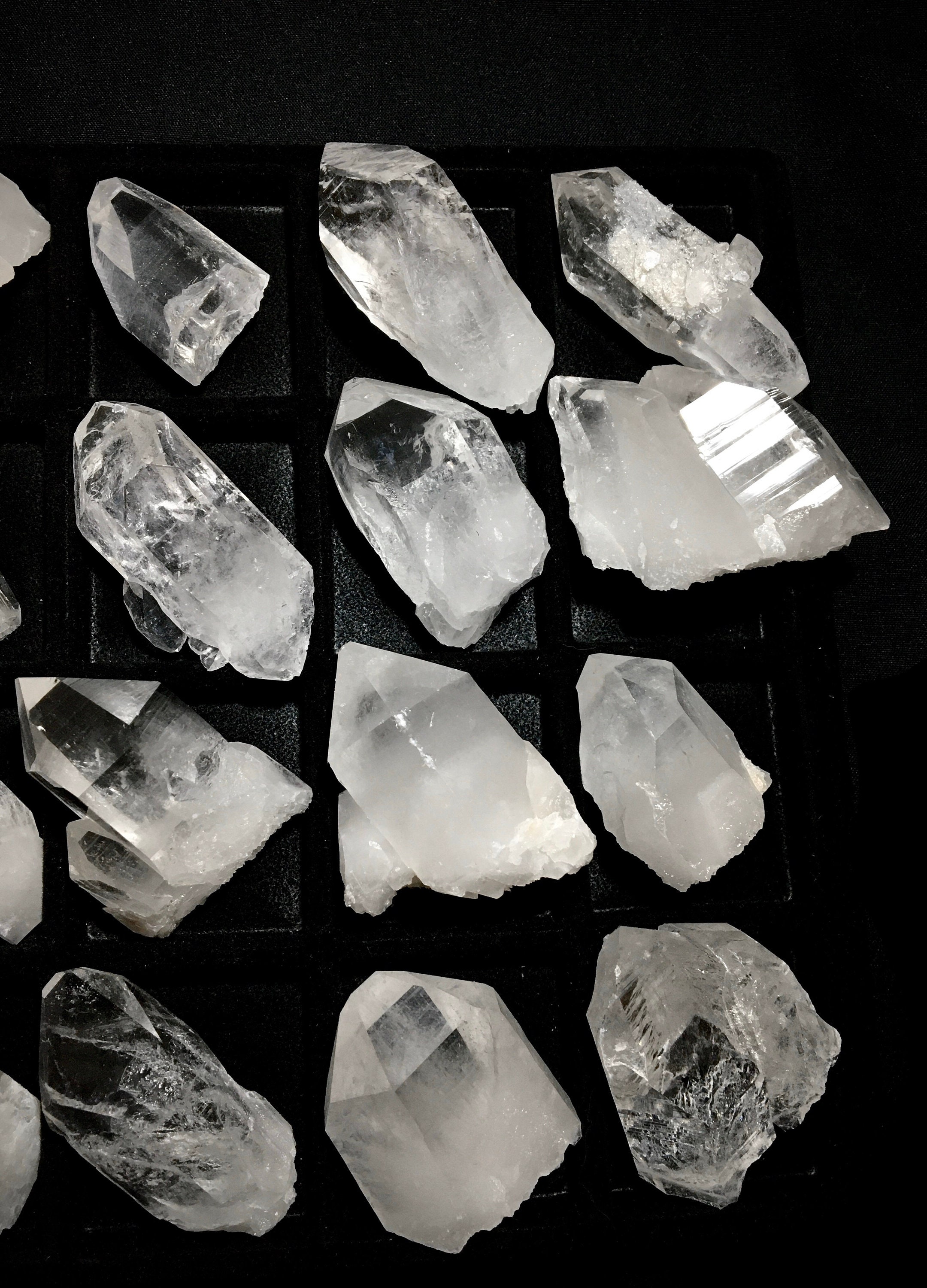 Arkansas Quartz Crystal Lot 32 pieces!!