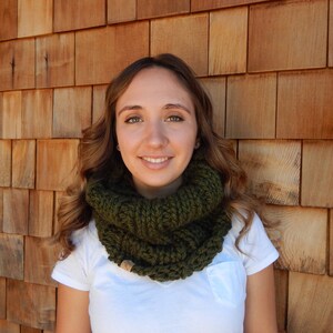 Neck Warmer Knitted Cowl Infinity Scarf Green Scarf