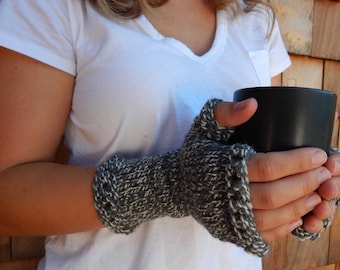Fingerless gloves for Women, Wrist Warmers, Hand Warmers ~ Gray Tweed