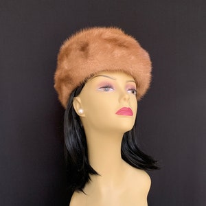 Marshall Field Fur - Etsy display picture 2