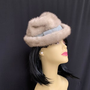 Marshall Field Fur - Etsy Canada display picture 3