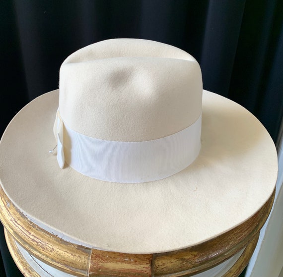 Vintage Felt Hat / Fedora, Ivory with Wide White … - image 9