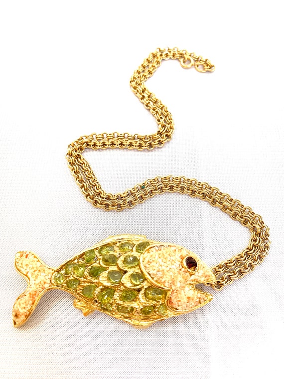 Vintage Fish Pendant on Gold-Tone Twin Cable Chai… - image 4