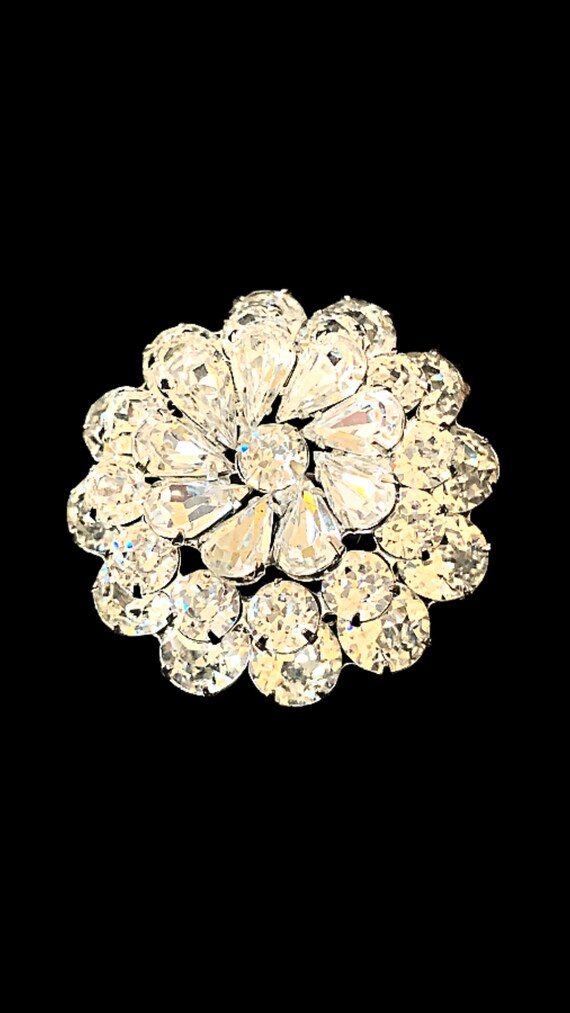 Vintage Weiss Rhinestone / Crystal Brooch - Signed - image 8