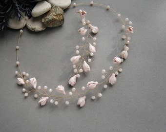 Crystal hair vine Floral bridal hairpiece Blush pink flowers bridal headband Bride hair crown Light crystal hair accessories Bridesmaids