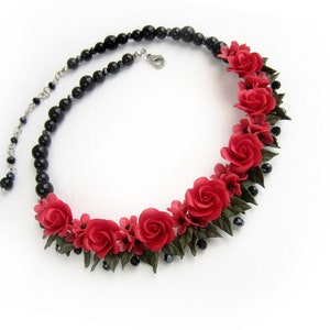 Statement necklace Red roses floral jewelry Red and black Gift for wife Red wedding jewelry Red roses quinceanera