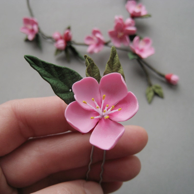 Sakura Floral Cherry Dekoration Zarte rosa Halskette mit Blumen für die Braut Japan Frühling Sadba Halskette und Haarnadel mit Kirschblüte Bild 5