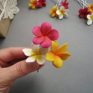 White Yellow Magenta plumeria pins set 3pc Tropical flowers Bridal hair accessories Flower bridal hairpiece Bridesmaid Boho tropical wedding