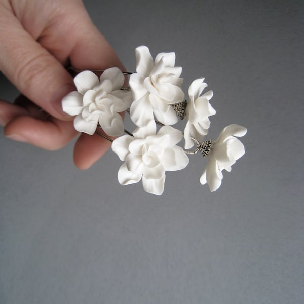 White ivory gardenia pins White flower Formal bridal hair accessories Floral wedding hairpiece Bridesmaid Bridal Boho tropical headpiece