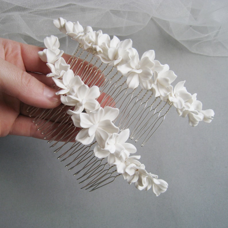 White flower hair pins Formal bridal hair accessories Floral wedding hairpiece Bridesmaid Bridal Boho Vintage Romantic headpiece Hair clip image 8