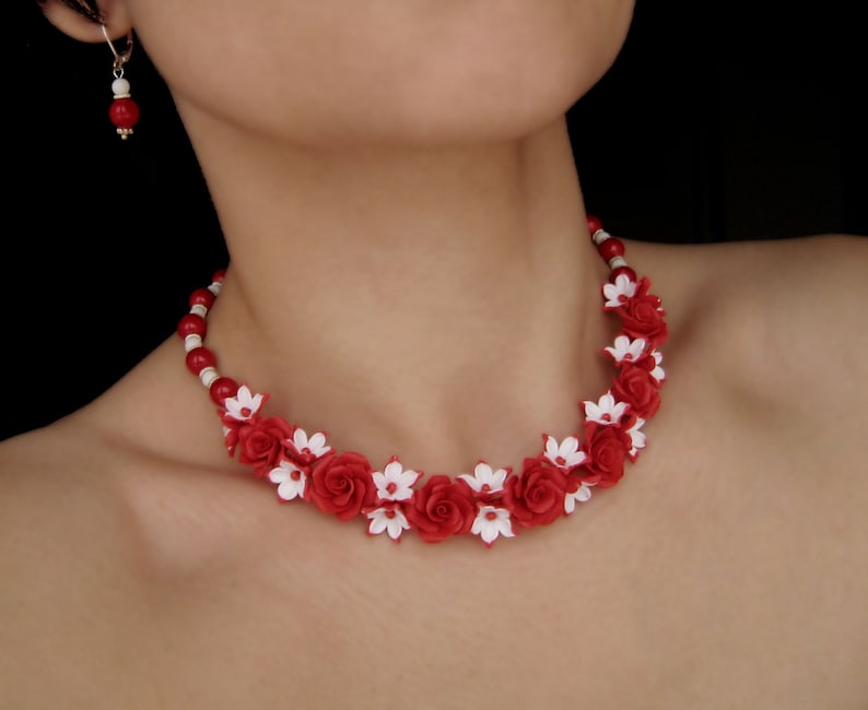 Red statement necklace Bright jewelry set Red roses necklace Festive red and white necklace Beads earring Gift for women Red wedding jewelry